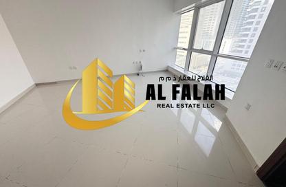 Apartment - Studio - 6 Bathrooms for rent in New Al Taawun Road - Al Taawun - Sharjah