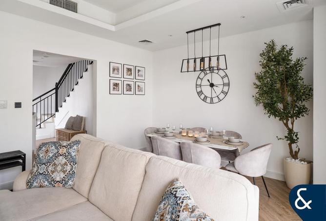 77801196 - Property Image 3