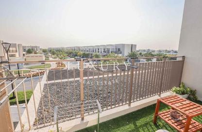 Villa - 4 - 5 for sale in Parkside 3 - Emaar South - Dubai South (Dubai World Central) - Dubai Villa - 4 - 5 for sale in Parkside 3 - Emaar South - Dubai South (Dubai World Central) - Dubai