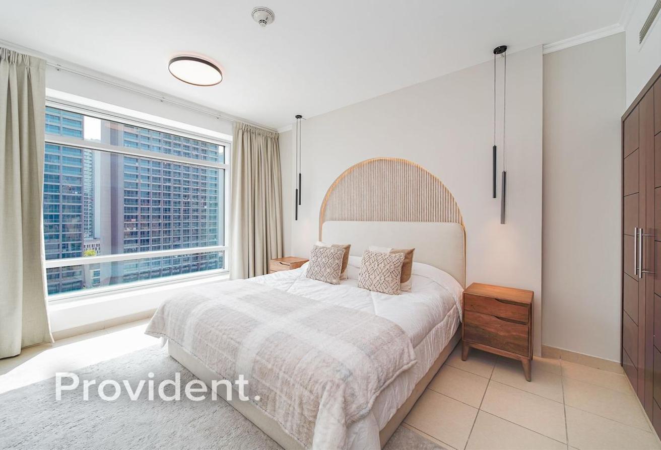 Largest Layout | Furnished | Vacant photo 4