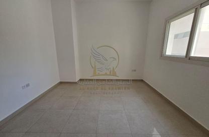 Apartment - 1 Bedroom - 2 Bathrooms for rent in Al Qulaya'ah - Al Sharq - Sharjah