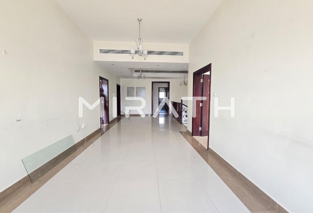 Compound Villa | Shared Pool| Close to beach photo 2