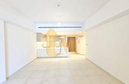 Apartment - 2 Bedrooms - 2 Bathrooms for rent in Al Jazi 2 - Madinat Jumeirah Living - Umm Suqeim - Dubai