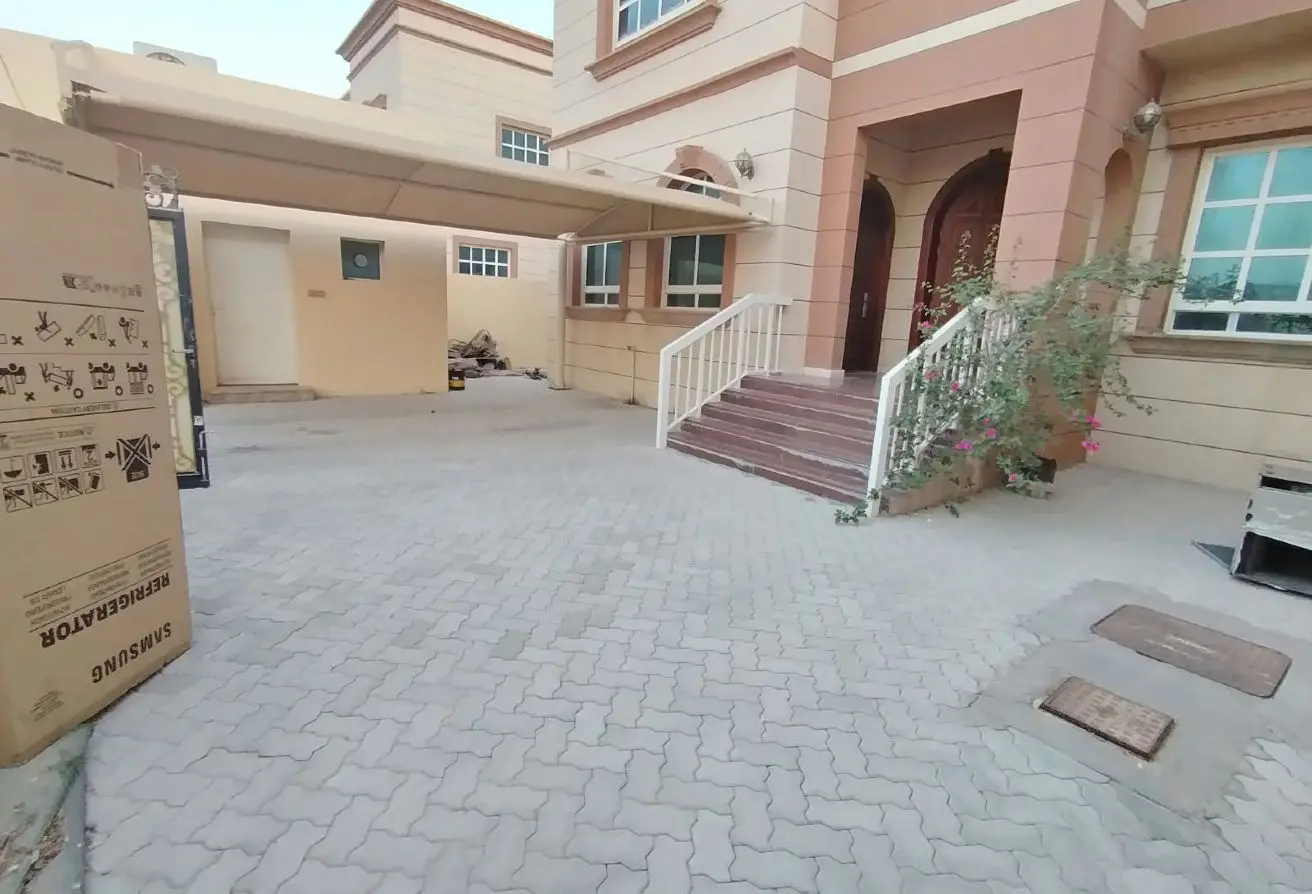 166043588 - Property Main Image