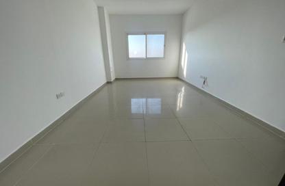 Apartment - 2 Bedrooms - 2 Bathrooms for sale in Tower 18 - Al Reef Downtown - Al Reef - Abu Dhabi