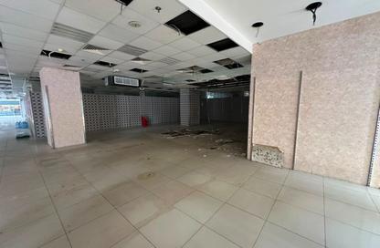 Show Room - Studio - 2 Bathrooms for rent in Al Rashidiya Towers - Al Rashidiya - Ajman Downtown - Ajman