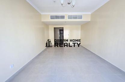 Apartment - 2 Bedrooms - 2 Bathrooms for rent in Riviera Tower - Al Khan Corniche - Al Khan - Sharjah Apartment - 2 Bedrooms - 2 Bathrooms for rent in Riviera Tower - Al Khan Corniche - Al Khan - Sharjah