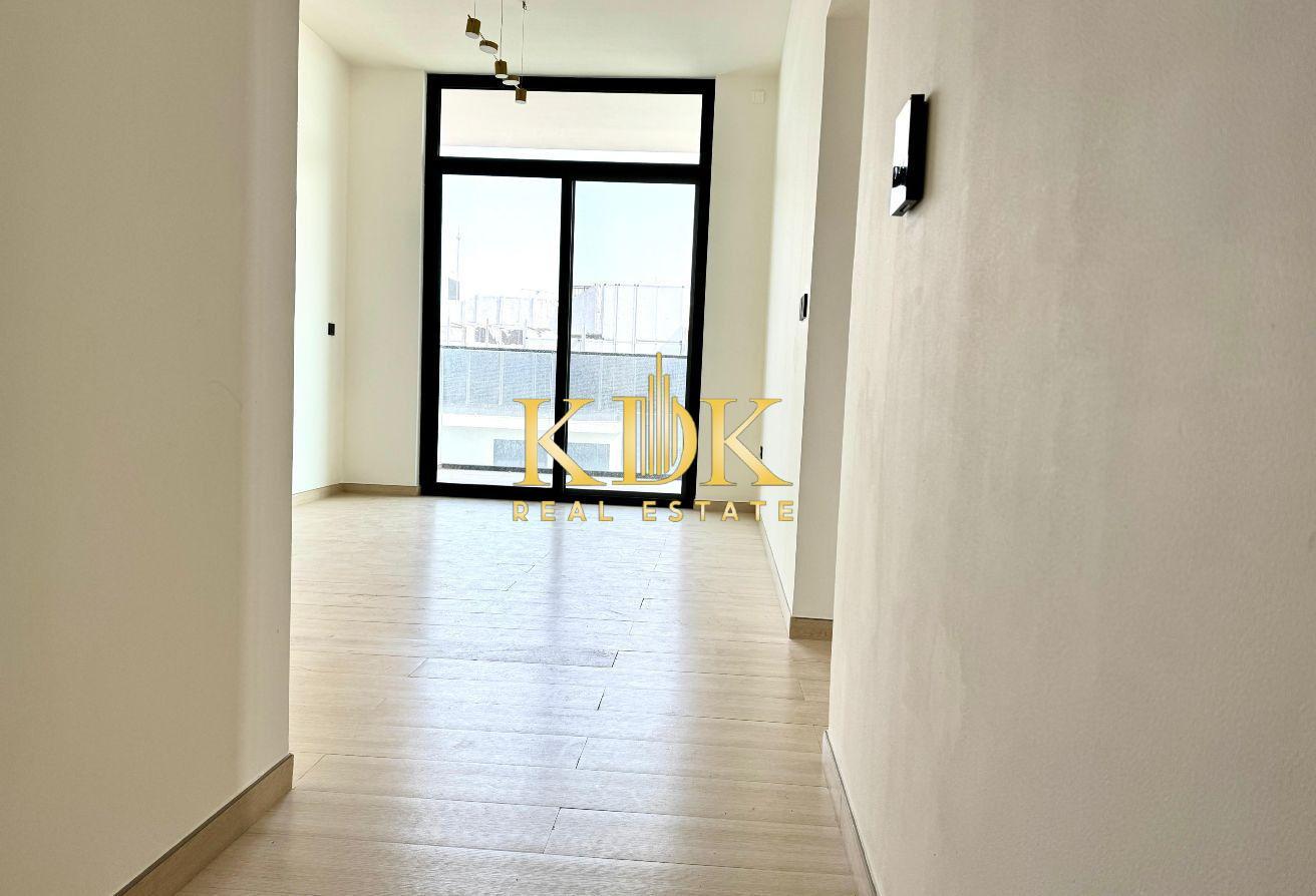 Community View | Spacious Unit | Prime Location photo 7