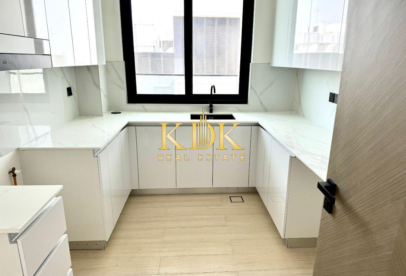 Community View | Spacious Unit | Prime Location photo 8