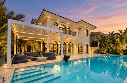 Villa - 4 - 4 for sale in Garden Homes Frond F - Garden Homes - Palm Jumeirah - Dubai