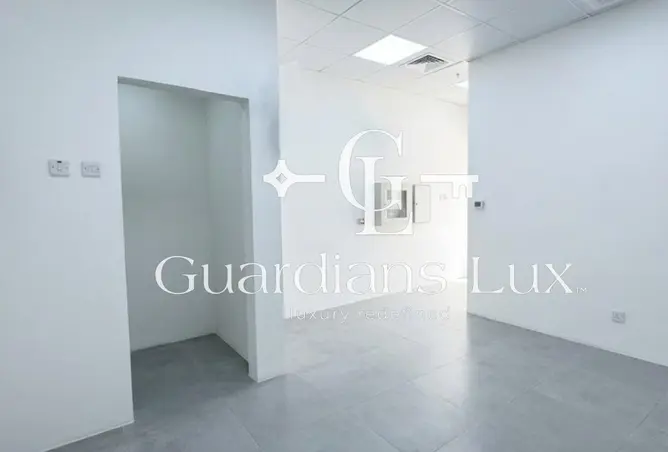 76169792 - Property Image 3