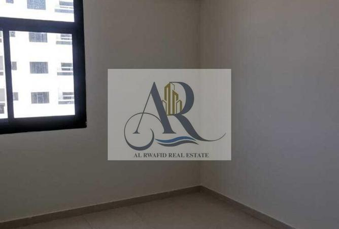 87458239 - Property Image 2