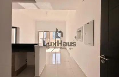 Apartment - 1 Bedroom - 2 Bathrooms for rent in Spanish Tower - Dubai Sports City - Dubai