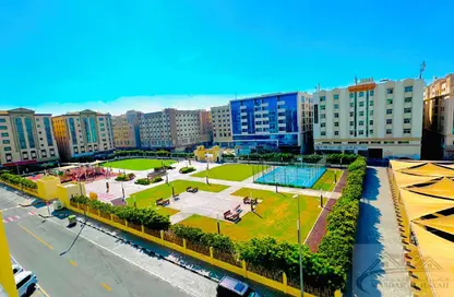 Apartment - 3 Bedrooms - 3 Bathrooms for rent in Muwaileh 29 Building - Muwaileh - Sharjah