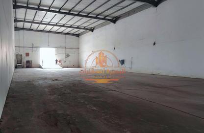 Warehouse - Studio - 1 Bathroom for rent in Industrial Building 13 - Industrial Area 13 - Sharjah Industrial Area - Sharjah