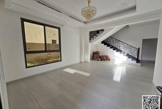 78182390 - Property Image 3