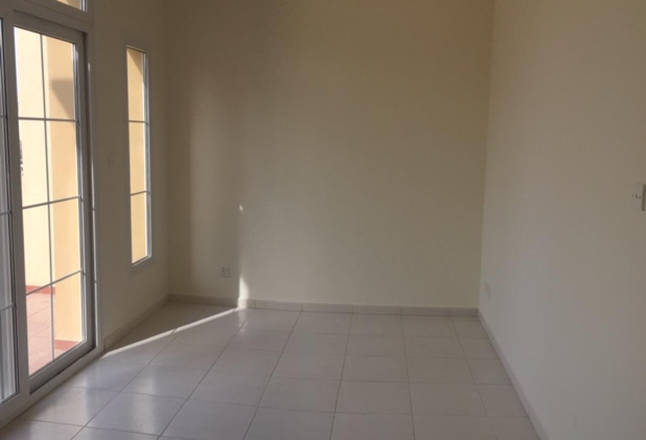 2M UPGRADED CLOSE LAKE 3B/R+STUDY+MAID 230K ONLY photo 5