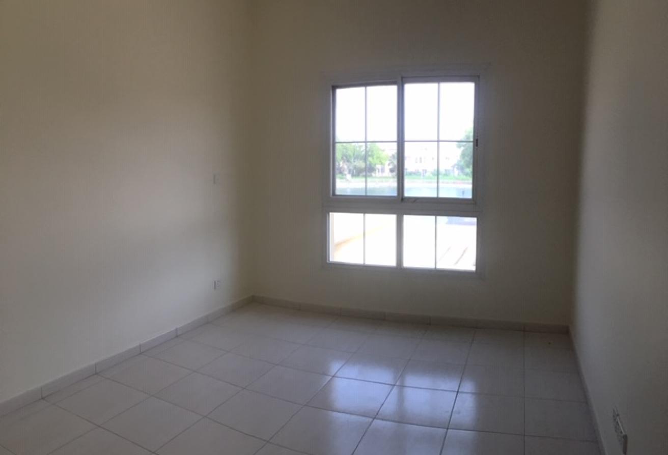 2M UPGRADED CLOSE LAKE 3B/R+STUDY+MAID 230K ONLY photo 7
