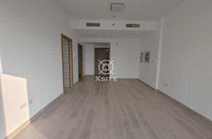 Apartment - 1 Bedroom - 2 Bathrooms for rent in Bloom Towers B - Bloom Towers - District 10 - Jumeirah Village Circle - Dubai