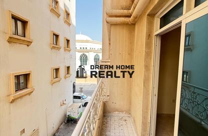 Apartment - 2 Bedrooms - 2 Bathrooms for rent in Al Qulaya'ah - Al Sharq - Sharjah Apartment - 2 Bedrooms - 2 Bathrooms for rent in Al Qulaya'ah - Al Sharq - Sharjah