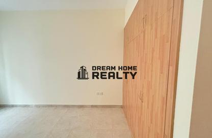 Apartment - 2 Bedrooms - 2 Bathrooms for rent in Al Qulaya'ah - Al Sharq - Sharjah Apartment - 2 Bedrooms - 2 Bathrooms for rent in Al Qulaya'ah - Al Sharq - Sharjah