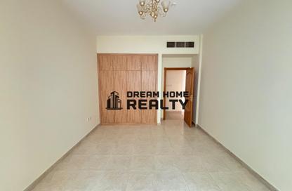 Apartment - 2 Bedrooms - 2 Bathrooms for rent in Al Qulaya'ah - Al Sharq - Sharjah Apartment - 2 Bedrooms - 2 Bathrooms for rent in Al Qulaya'ah - Al Sharq - Sharjah