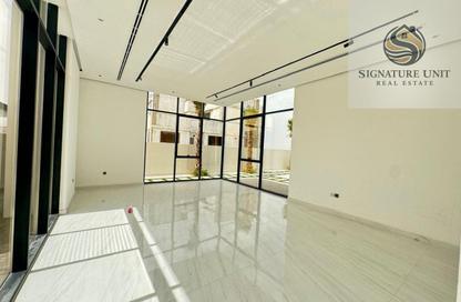 Villa - 4 Bedrooms - 5 Bathrooms for rent in Wadi Alshabak - Dubai