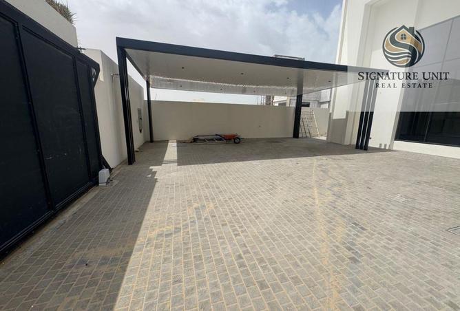 128811598 - Property Image 2