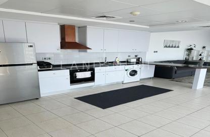 Apartment - 1 - 2 for rent in Lake View Tower - JLT Cluster B - Jumeirah Lake Towers - Dubai