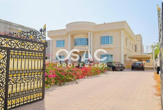 82811821 - Property Image 2