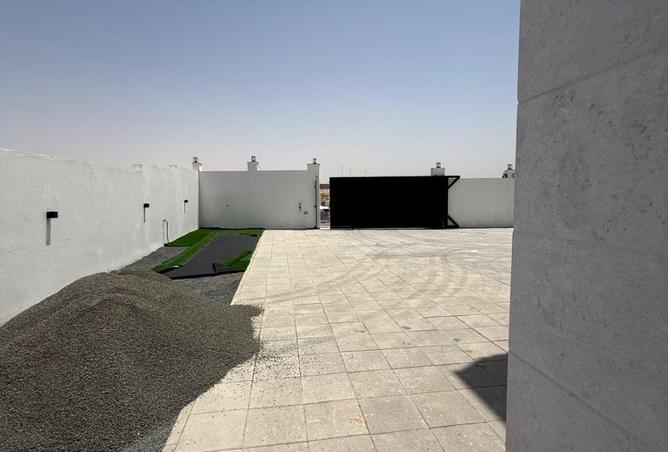 130667156 - Property Image 3