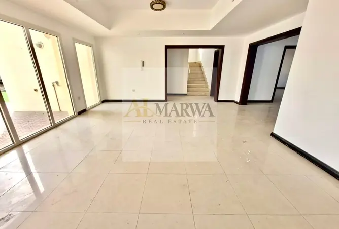 155587055 - Property Image 2