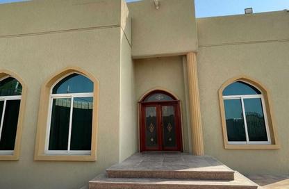 Villa - 4 Bedrooms - 6 Bathrooms for rent in Al Khawaneej 2 - Al Khawaneej - Dubai