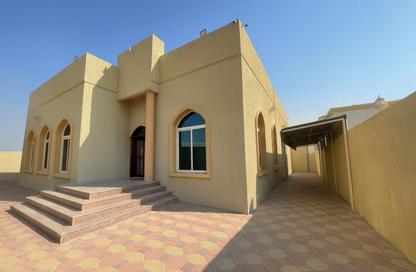 Villa - 4 Bedrooms - 6 Bathrooms for rent in Al Khawaneej 2 - Al Khawaneej - Dubai