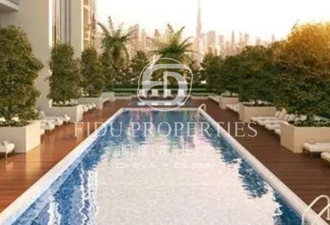 High Floor | Burj Khalifa View | Pool & Garden Out