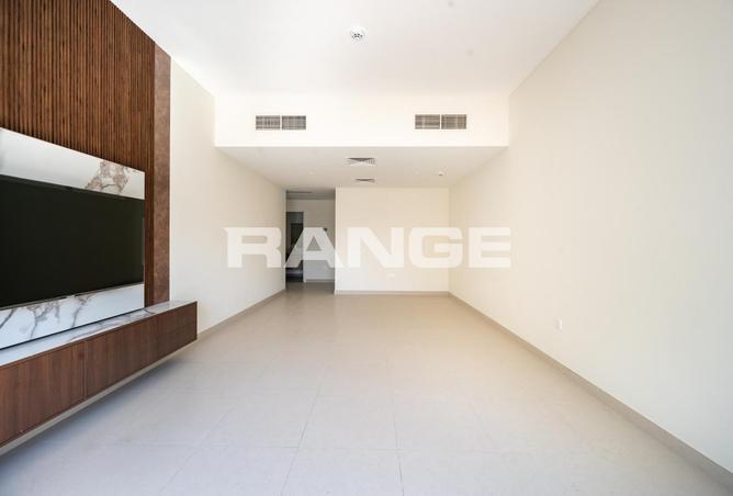 72304566 - Property Image 2