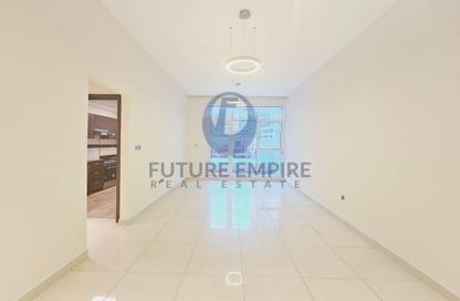 Apartment - 2 Bedrooms - 3 Bathrooms for rent in Emerald Jadaf Metro - Al Jaddaf - Dubai Apartment - 2 Bedrooms - 3 Bathrooms for rent in Emerald Jadaf Metro - Al Jaddaf - Dubai