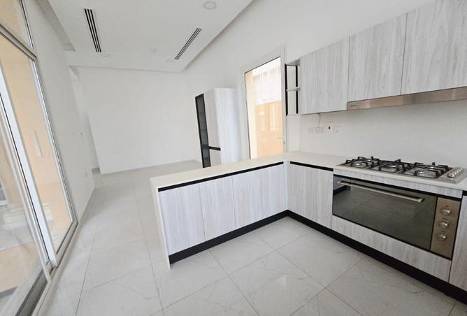 74240927 - Property Image 3