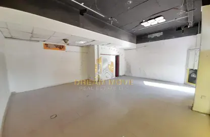Shop - Studio - 1 Bathroom for rent in Building P12 - France Cluster - International City - Dubai