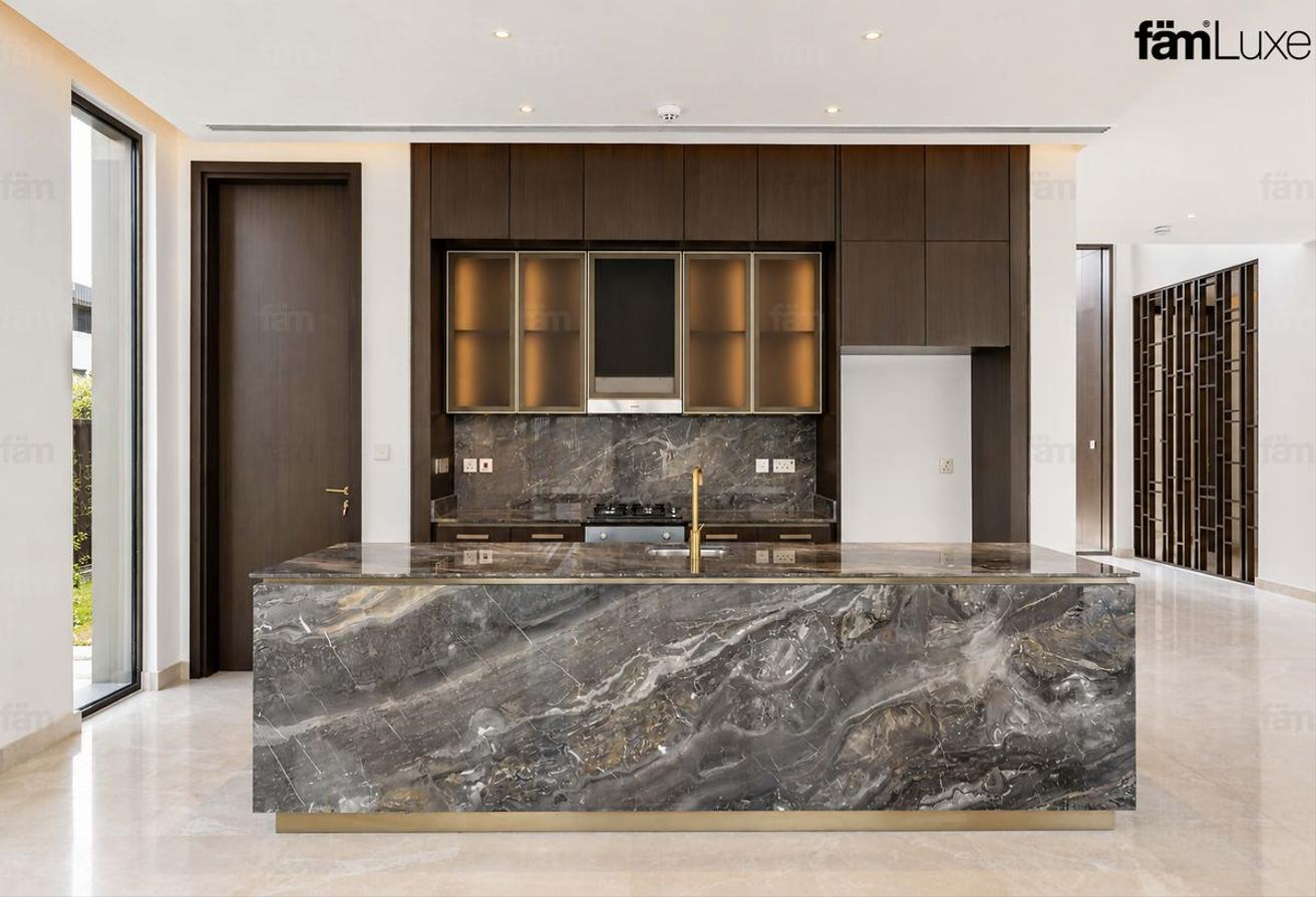 Brand New | Vacant | View Today | With Elevator photo 10
