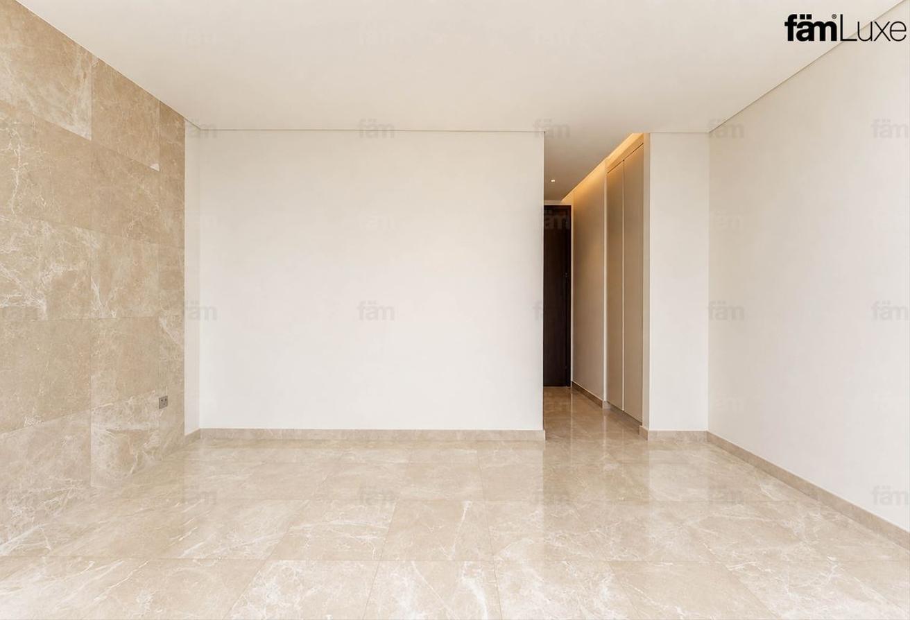Brand New | Vacant | View Today | With Elevator photo 15