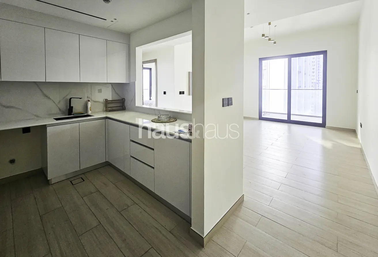 145982005 - Property Main Image