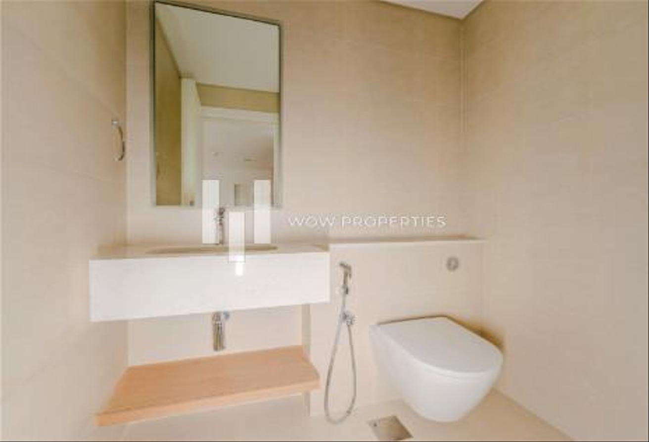 CORNER UNIT | FULL MARINA AND SEA VIEWS | VACANT photo 10