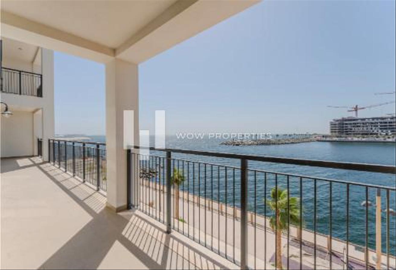CORNER UNIT | FULL MARINA AND SEA VIEWS | VACANT photo 8