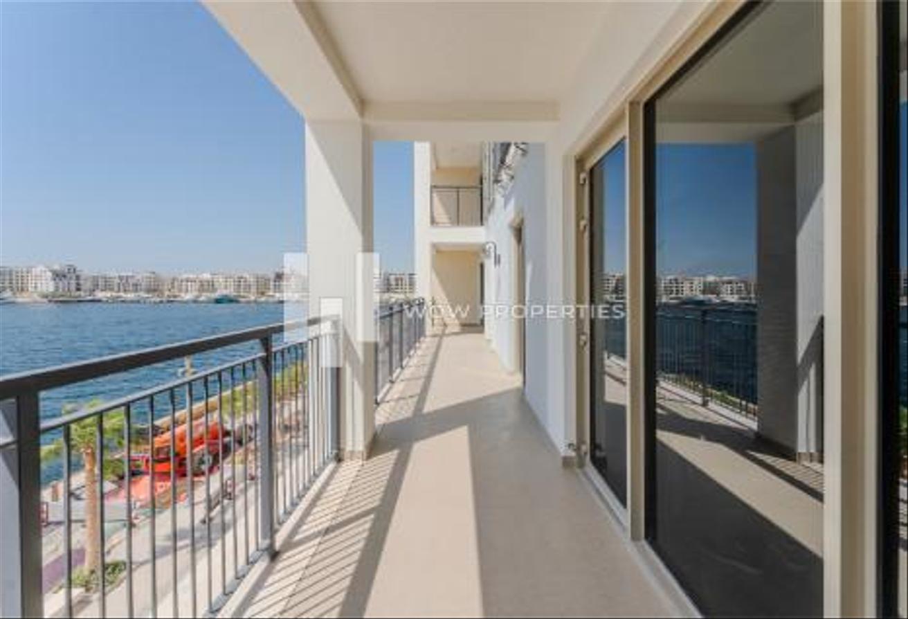 CORNER UNIT | FULL MARINA AND SEA VIEWS | VACANT photo 24