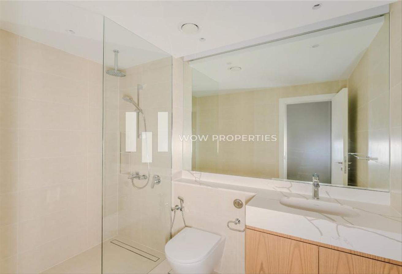 CORNER UNIT | FULL MARINA AND SEA VIEWS | VACANT photo 15