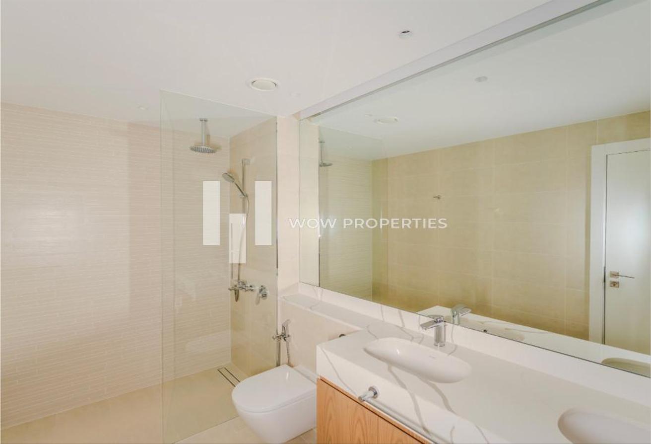 CORNER UNIT | FULL MARINA AND SEA VIEWS | VACANT photo 22