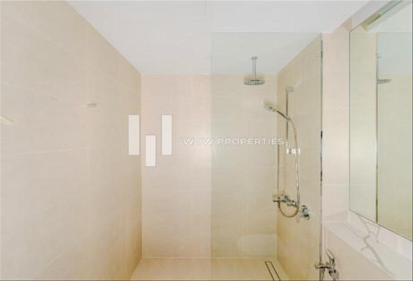 CORNER UNIT | FULL MARINA AND SEA VIEWS | VACANT photo 14
