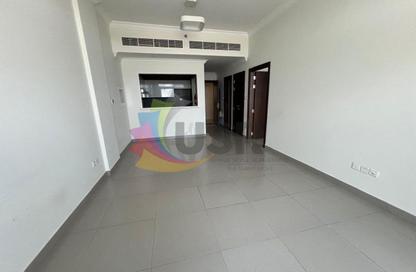 Apartment - 1 Bedroom - 2 Bathrooms for rent in Art Gardens Building B - Art Gardens - Arjan - Dubai