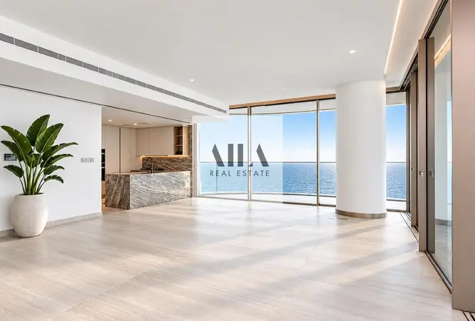 155583992 - Property Image 2